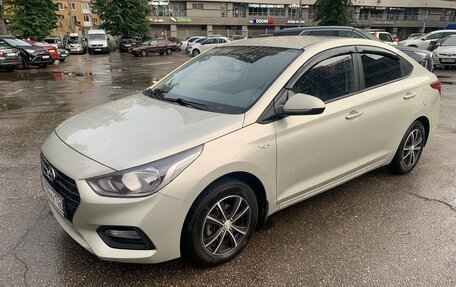 Hyundai Solaris II рестайлинг, 2019 год, 1 199 000 рублей, 4 фотография