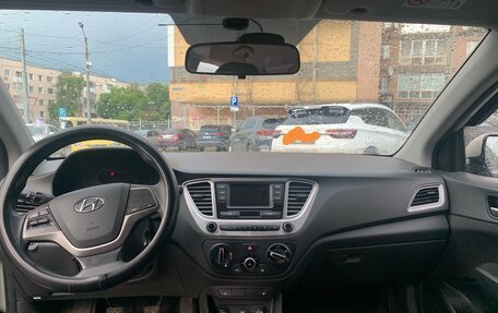 Hyundai Solaris II рестайлинг, 2019 год, 1 199 000 рублей, 9 фотография
