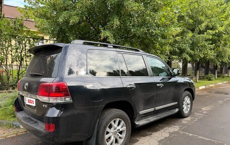 Toyota Land Cruiser 200, 2018 год, 5 900 000 рублей, 2 фотография