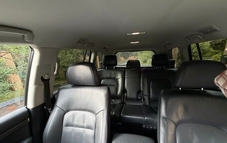 Toyota Land Cruiser 200, 2018 год, 5 900 000 рублей, 8 фотография