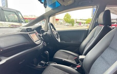 Honda Fit Shuttle I рестайлинг, 2015 год, 706 000 рублей, 14 фотография