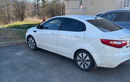 KIA Rio III рестайлинг, 2011 год, 800 000 рублей, 8 фотография