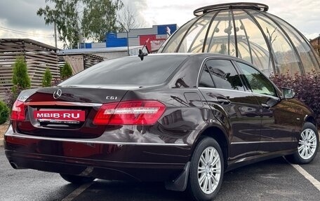 Mercedes-Benz E-Класс, 2010 год, 1 290 000 рублей, 3 фотография
