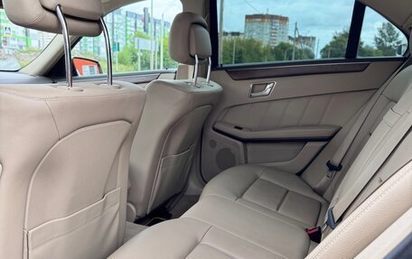 Mercedes-Benz E-Класс, 2010 год, 1 290 000 рублей, 8 фотография