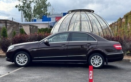 Mercedes-Benz E-Класс, 2010 год, 1 290 000 рублей, 19 фотография