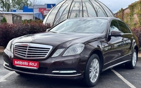 Mercedes-Benz E-Класс, 2010 год, 1 290 000 рублей, 20 фотография