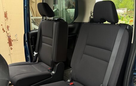 Nissan Serena IV, 2018 год, 2 200 000 рублей, 10 фотография