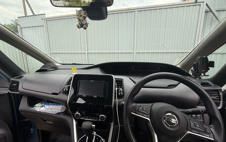 Nissan Serena IV, 2018 год, 2 200 000 рублей, 2 фотография