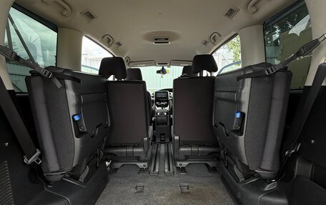 Nissan Serena IV, 2018 год, 2 200 000 рублей, 9 фотография