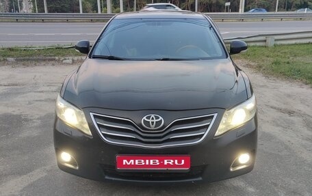 Toyota Camry, 2009 год, 920 000 рублей, 1 фотография