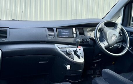 Toyota ISis I, 2011 год, 1 149 777 рублей, 17 фотография