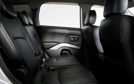 Mitsubishi Outlander III рестайлинг 3, 2012 год, 1 220 000 рублей, 11 фотография