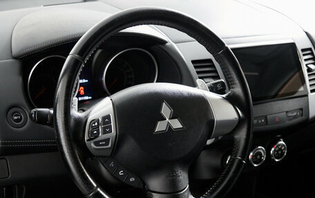 Mitsubishi Outlander III рестайлинг 3, 2012 год, 1 220 000 рублей, 14 фотография