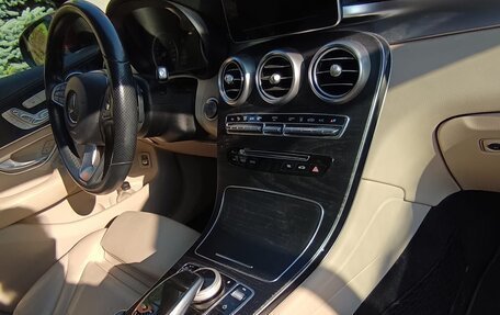 Mercedes-Benz GLC, 2017 год, 2 800 000 рублей, 6 фотография
