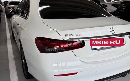 Mercedes-Benz E-Класс, 2020 год, 4 900 000 рублей, 6 фотография