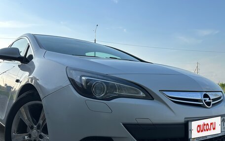 Opel Astra J, 2011 год, 625 000 рублей, 3 фотография
