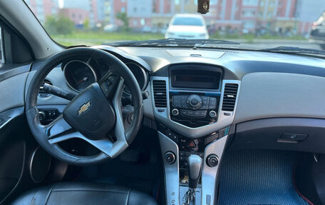 Chevrolet Cruze II, 2011 год, 590 000 рублей, 5 фотография