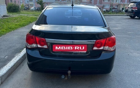 Chevrolet Cruze II, 2011 год, 590 000 рублей, 3 фотография