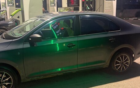 Skoda Rapid I, 2014 год, 400 000 рублей, 4 фотография