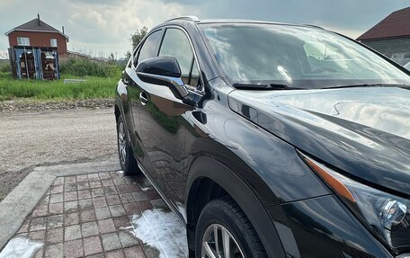 Lexus NX I, 2015 год, 2 750 000 рублей, 3 фотография