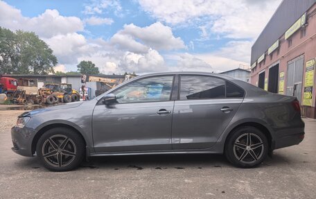 Volkswagen Jetta VI, 2012 год, 870 000 рублей, 4 фотография