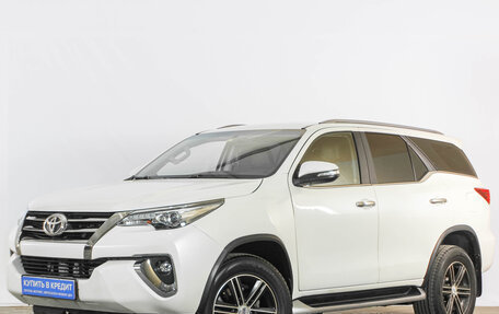 Toyota Fortuner II, 2017 год, 2 999 000 рублей, 3 фотография