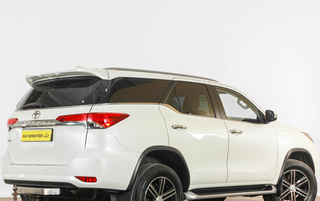 Toyota Fortuner II, 2017 год, 2 999 000 рублей, 6 фотография