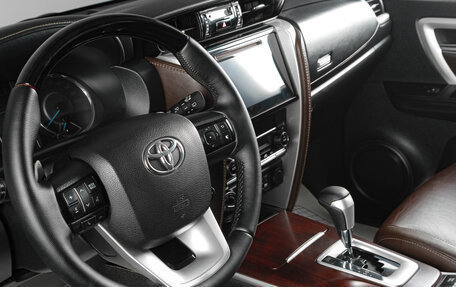 Toyota Fortuner II, 2017 год, 2 999 000 рублей, 7 фотография