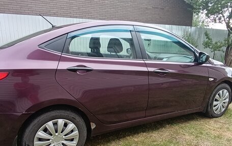 Hyundai Solaris II рестайлинг, 2012 год, 610 000 рублей, 4 фотография