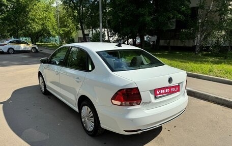 Volkswagen Polo VI (EU Market), 2017 год, 1 055 000 рублей, 2 фотография