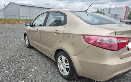 KIA Rio III рестайлинг, 2012 год, 670 000 рублей, 3 фотография