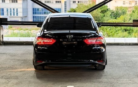 Toyota Camry, 2021 год, 3 200 000 рублей, 5 фотография
