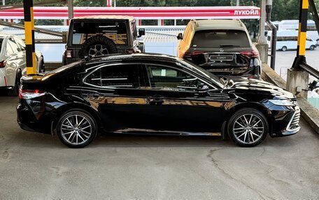 Toyota Camry, 2021 год, 3 200 000 рублей, 6 фотография
