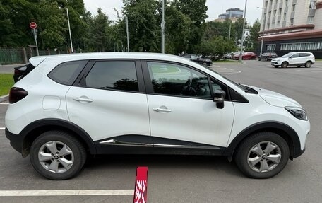 Renault Kaptur I рестайлинг, 2019 год, 1 300 000 рублей, 2 фотография