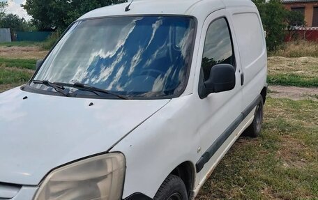 Peugeot Partner II рестайлинг 2, 2005 год, 300 000 рублей, 3 фотография