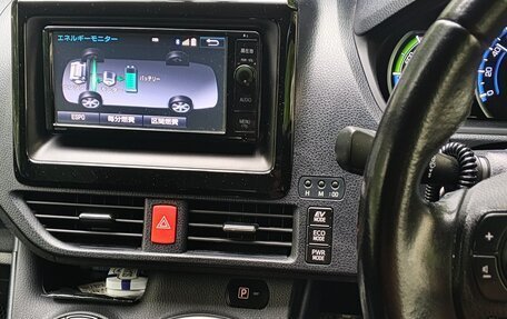 Toyota Voxy III, 2014 год, 2 100 000 рублей, 3 фотография