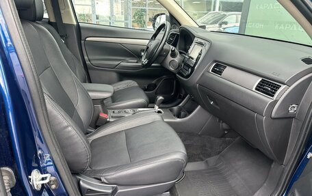 Mitsubishi Outlander III рестайлинг 3, 2015 год, 1 889 000 рублей, 7 фотография