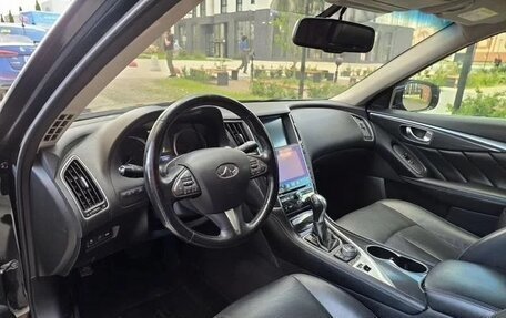 Infiniti Q50 I рестайлинг, 2017 год, 1 785 000 рублей, 4 фотография