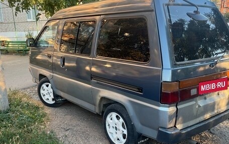 Toyota Town Ace III, 1991 год, 350 000 рублей, 3 фотография