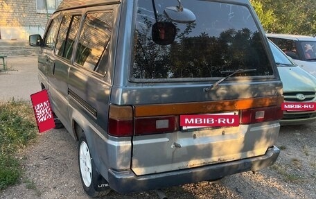 Toyota Town Ace III, 1991 год, 350 000 рублей, 2 фотография