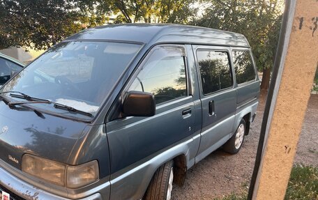 Toyota Town Ace III, 1991 год, 350 000 рублей, 6 фотография