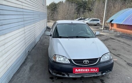 Toyota Avensis III рестайлинг, 2002 год, 400 000 рублей, 8 фотография