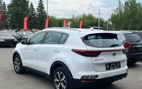 KIA Sportage IV рестайлинг, 2020 год, 2 470 000 рублей, 5 фотография