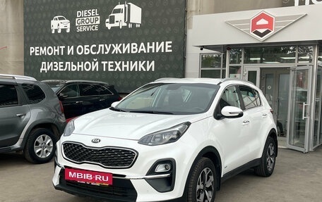 KIA Sportage IV рестайлинг, 2020 год, 2 470 000 рублей, 3 фотография