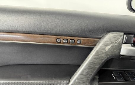 Toyota Land Cruiser 200, 2019 год, 5 700 000 рублей, 12 фотография
