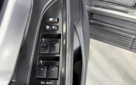 Toyota Land Cruiser 200, 2019 год, 5 700 000 рублей, 11 фотография