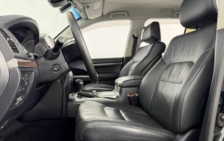 Toyota Land Cruiser 200, 2019 год, 5 700 000 рублей, 10 фотография