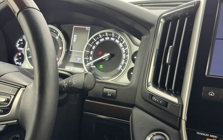 Toyota Land Cruiser 200, 2019 год, 5 700 000 рублей, 37 фотография