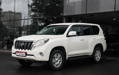 Toyota Land Cruiser Prado 150 рестайлинг 2, 2015 год, 2 800 000 рублей, 1 фотография