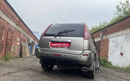 Nissan X-Trail, 2005 год, 650 000 рублей, 8 фотография